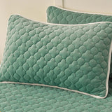 SOGA 2X Green 153cm Wide Mattress Cover Thick Quilted Fleece Stretchable Clover Design Bed Spread Sheet Protector with Pillow Covers